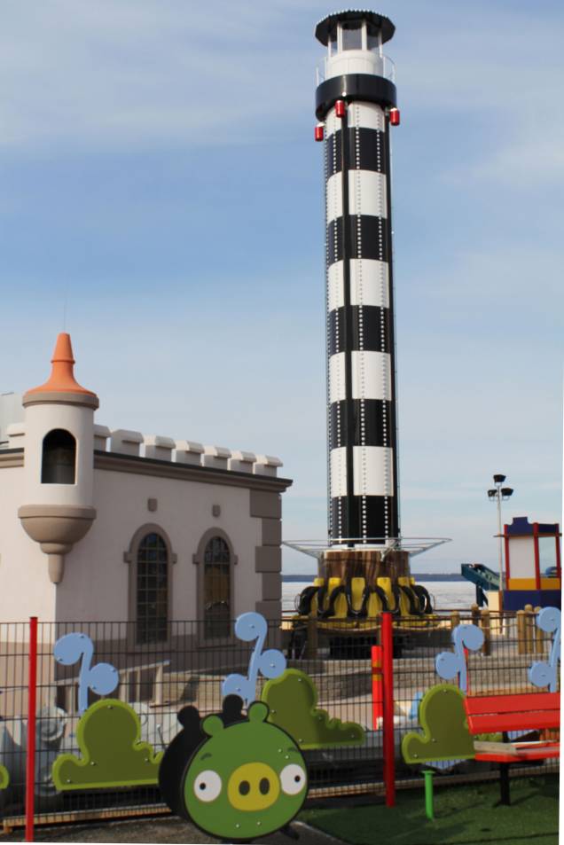 O clássico brinquedo da torre que despenca também ganha um visual <strong>Angry Birds</strong> O clássico brinquedo da torre que despenca também ganha um visual <strong>Angry Birds</strong>