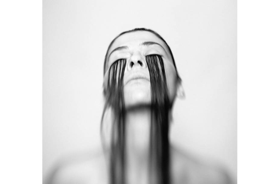 Sem Título (Cílios) (2008), de Cris Bierrenbach Sem Título (Cílios) (2008), de Cris Bierrenbach