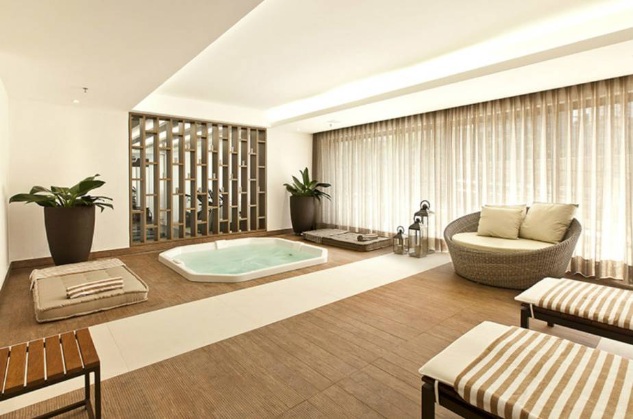 <strong>Golden Flat Belo Horizonte, em <a href="https://viajeaqui.abril.com.br/cidades/br-mg-belo-horizonte/" rel="Belo Horizonte (MG)" target="_blank">Belo Horizonte (MG)</a></strong>Com localiza&ccedil;&atilde;o estrat&eacute;gica na Avenida Prudente de Morais, o Gloden Flat em Belo Horizonte tem acesso f&aacute;cil &agrave; Expominas, ao Centro e ao bairro de Lourdes. Para quem quiser mais espa&ccedil;o e conforto, h&aacute; a op&ccedil;&atilde;o de ficar em um apartamento.