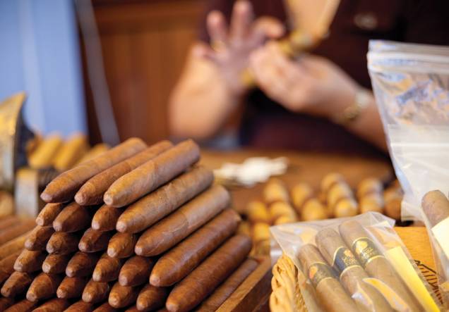 Charutos são ótimas compras em Sint Maarten Charutos são ótimas compras em Sint Maarten