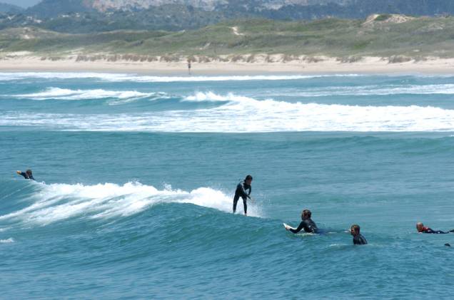 <strong>6º lugar - Joaquina, em Florianópolis (SC)</strong><br /><br /><a href="https://viajeaqui.abril.com.br/estabelecimentos/br-sc-florianopolis-atracao-praia-joaquina" rel="Praia Joaquina">Praia Joaquina</a>, em <a href="https://viajeaqui.abril.com.br/cidades/br-sc-florianopolis" rel="Florianópolis">Florianópolis</a> (SC): na água, surfistas, nas dunas, praticantes de sandboard <strong>6º lugar - Joaquina, em Florianópolis (SC)</strong><br /><br /><a href="https://viajeaqui.abril.com.br/estabelecimentos/br-sc-florianopolis-atracao-praia-joaquina" rel="Praia Joaquina">Praia Joaquina</a>, em <a href="https://viajeaqui.abril.com.br/cidades/br-sc-florianopolis" rel="Florianópolis">Florianópolis</a> (SC): na água, surfistas, nas dunas, praticantes de sandboard