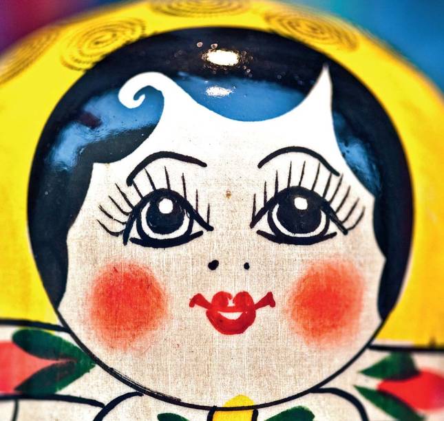 Suvenir hit, a matrioshka está em todo canto Suvenir hit, a matrioshka está em todo canto