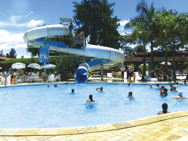 Tobogã na piscina do Hotel Fazenda Mazzaropi Tobogã na piscina do Hotel Fazenda Mazzaropi