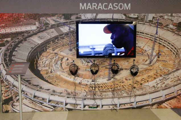 Entre os espaços interativos, está o Maracasom, que reproduz sons da construção do estádio e das torcidas Entre os espaços interativos, está o Maracasom, que reproduz sons da construção do estádio e das torcidas