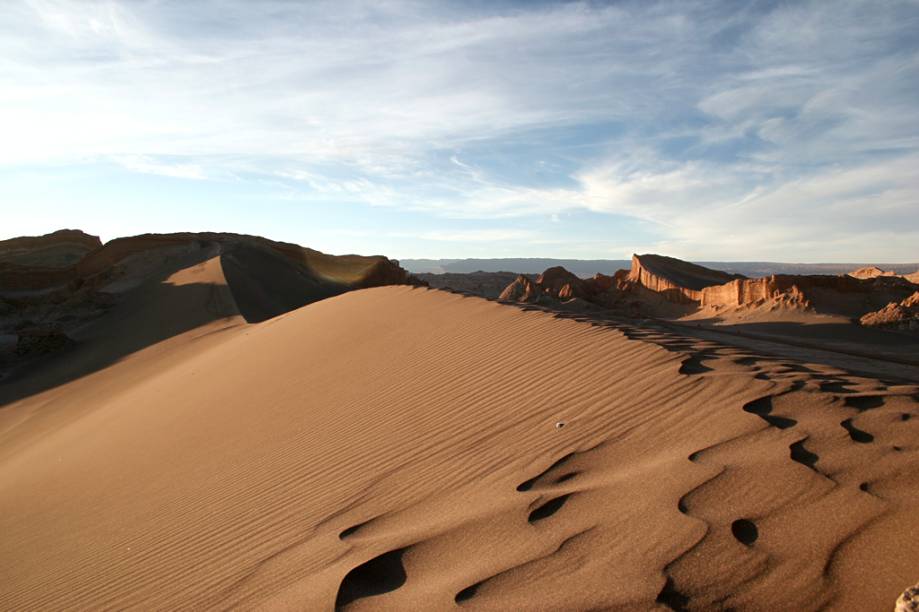 Dunas no Vale da Lua: suas curvas e cores encantam os turistas