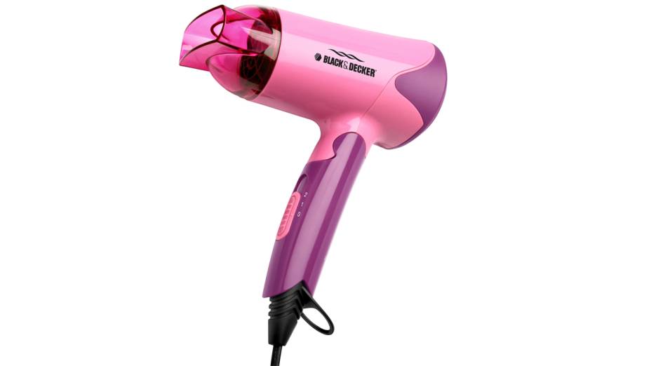 <strong>Fashion Hair Black&Decker</strong>Bivolt e dobr&aacute;vel, o secador tem 1.200 W de pot&ecirc;ncia e pesa 470 gramas. Possui duas velocidades para o jato de ar.Pre&ccedil;o sugerido: R$ 49,90.