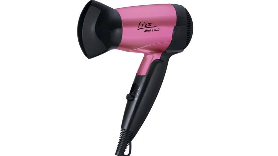 <strong>Lizz Mini</strong>    Bivolt e com 1.200 W de pot&ecirc;ncia, o modelo Lizz tem cabo dobr&aacute;vel e &eacute; o campe&atilde;o em leveza: pesa apenas 182 gramas. O kit do produto vem com n&eacute;cessaire, escova, pente e direcionador de jato de ar.    Pre&ccedil;o sugerido: R$ 49.