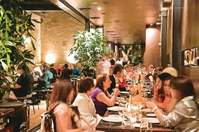 Todos à mesa no Arturito Todos à mesa no Arturito
