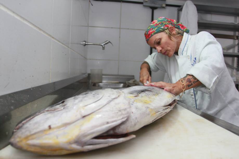 Para compensar os peixes do Pac&iacute;fico, dif&iacute;ceis de se conseguir no Brasil e usados em muitos pratos da gastronomia peruana, Bert adaptou alguns deles, como alguns tipos de robalo, que t&ecirc;m uma constitui&ccedil;&atilde;o pr&oacute;xima a das esp&eacute;cies peruanas