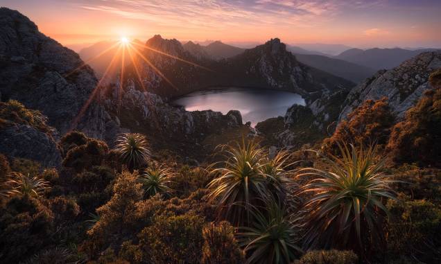 A cordilheira de Arthur Range, na Tasmânia A cordilheira de Arthur Range, na Tasmânia