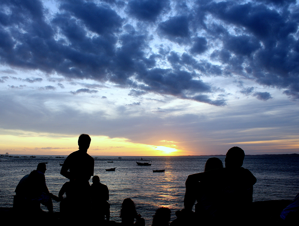 P&ocirc;r do sol no Solar do Unh&atilde;o, em <a href="https://viajeaqui.abril.com.br/cidades/br-ba-salvador" rel="Salvador" target="_blank">Salvador</a> (<a href="https://viajeaqui.abril.com.br/estados/br-bahia" rel="BA" target="_blank">BA</a>)