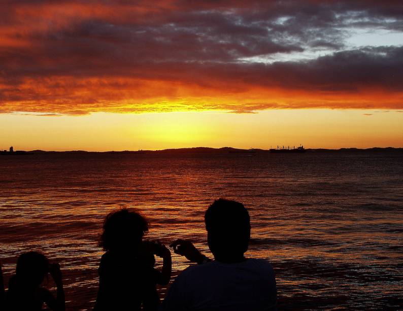 Pôr do sol no Solar do Unhão, <a href="https://viajeaqui.abril.com.br/cidades/br-ba-salvador" rel="Salvador" target="_self">Salvador</a>, <a href="https://viajeaqui.abril.com.br/estados/br-bahia" rel="Bahia" target="_self">Bahia</a>