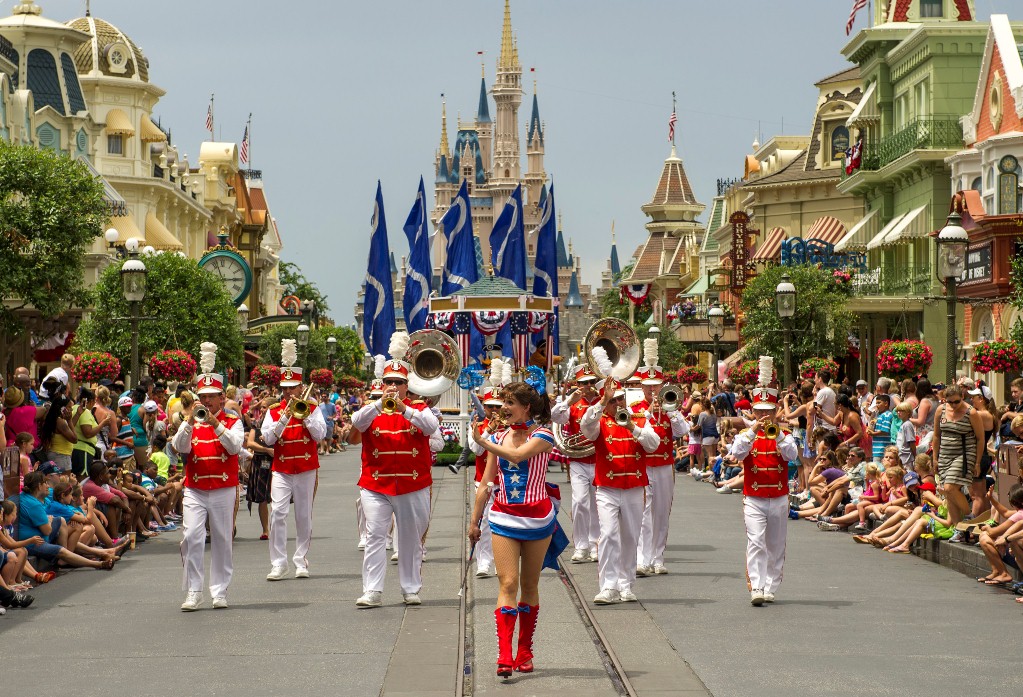 magic-kingdom-parada-do-independence-day-orlando-eua-ali-nasser.jpeg
