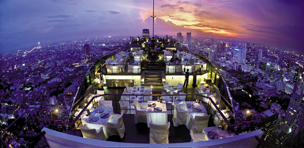 Vertigo Bar, na cobertura do Banyan Tree Hotel