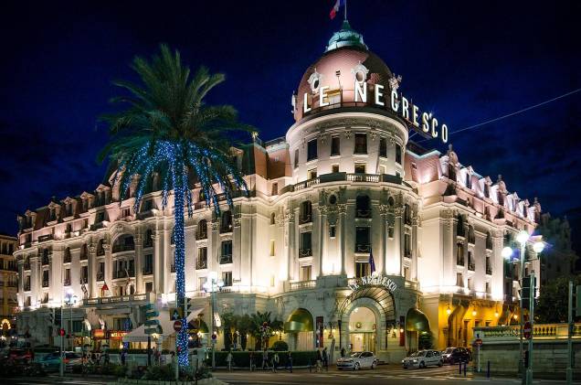Hotéis como o Negresco fazem a fama do Promenade des Anglais, em Nice, sul da França Hotéis como o Negresco fazem a fama do Promenade des Anglais, em Nice, sul da França