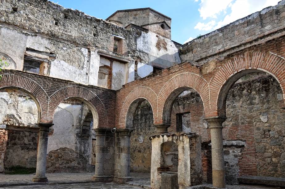 Ruínas do Castelo de Mombeltrán