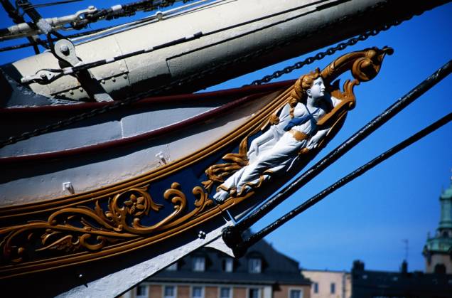 Entre os séculos 16 e 18 a Suécia foi uma das senhoras do mar Báltico, possuindo uma grande armada e sendo considerada um dos países mais poderosos da Europa. O império iniciado por Gustavo II Adolfo entraria em colapso na Grande Guerra do Norte, com a coalisão liderada pelo czar Pedro, o Grande, inflingindo grandes perdas territoriais aos derrotados e estabelecendo a Rússia como nova potência militar na região Entre os séculos 16 e 18 a Suécia foi uma das senhoras do mar Báltico, possuindo uma grande armada e sendo considerada um dos países mais poderosos da Europa. O império iniciado por Gustavo II Adolfo entraria em colapso na Grande Guerra do Norte, com a coalisão liderada pelo czar Pedro, o Grande, inflingindo grandes perdas territoriais aos derrotados e estabelecendo a Rússia como nova potência militar na região