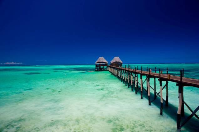 O pequeno arquipélago de Zanzibar oferece praias e hospedagens com as alucinantes cores do oceano Índico O pequeno arquipélago de Zanzibar oferece praias e hospedagens com as alucinantes cores do oceano Índico