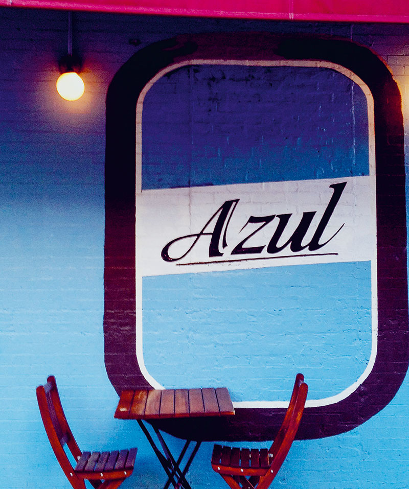 azul