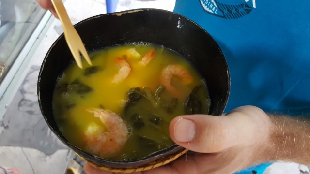 Todo-poderoso tacac&aacute; da Maria, pertinho da igreja de Nazar&eacute;, um dos famosos da cidade