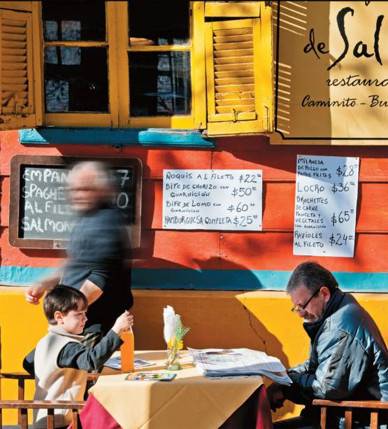 Buenos Aires pode ser bem interessante para <em>niños: </em>há museus, parques, passeios e até comprinhas que encantam as crianças viajantes; <a href="https://viajeaqui.abril.com.br/materias/buenos-aires-para-criancas" rel="LEIA MAIS"><strong>LEIA MAIS</strong></a>