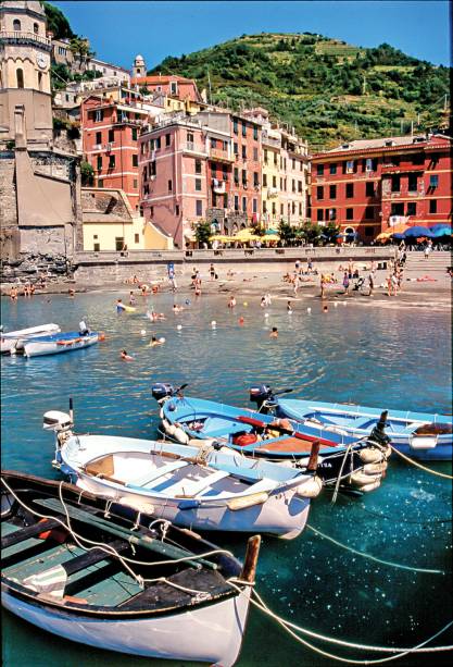 Riomaggiore, um dos cinco vilarejos de <a href="https://viajeaqui.abril.com.br/cidades/italia-cinque-terre" rel="Cinque Terre" target="_blank">Cinque Terre</a>, na Itália