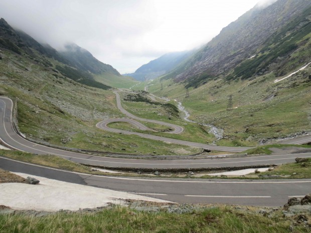 As curvas inacreditáveis da Transfagarasan