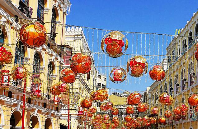 Decorações do Ano Novo Chinês, no Largo do Senado. Decorações do Ano Novo Chinês, no Largo do Senado.