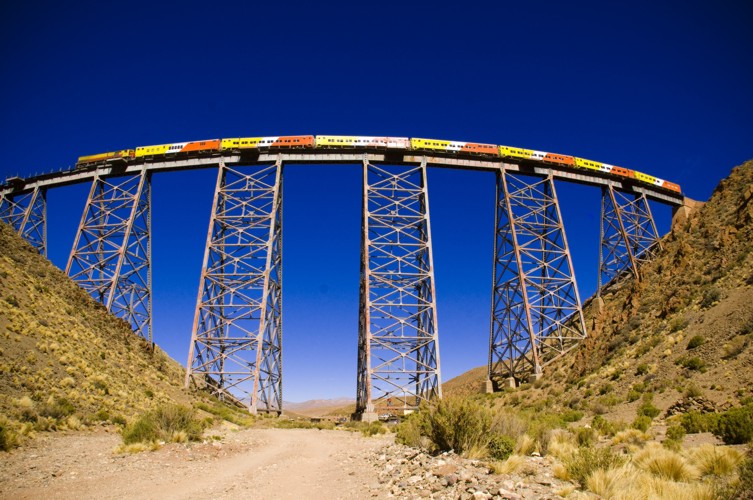 O <em>tren de las nubes </em>é um dos passeios mais populares para quem visita Salta