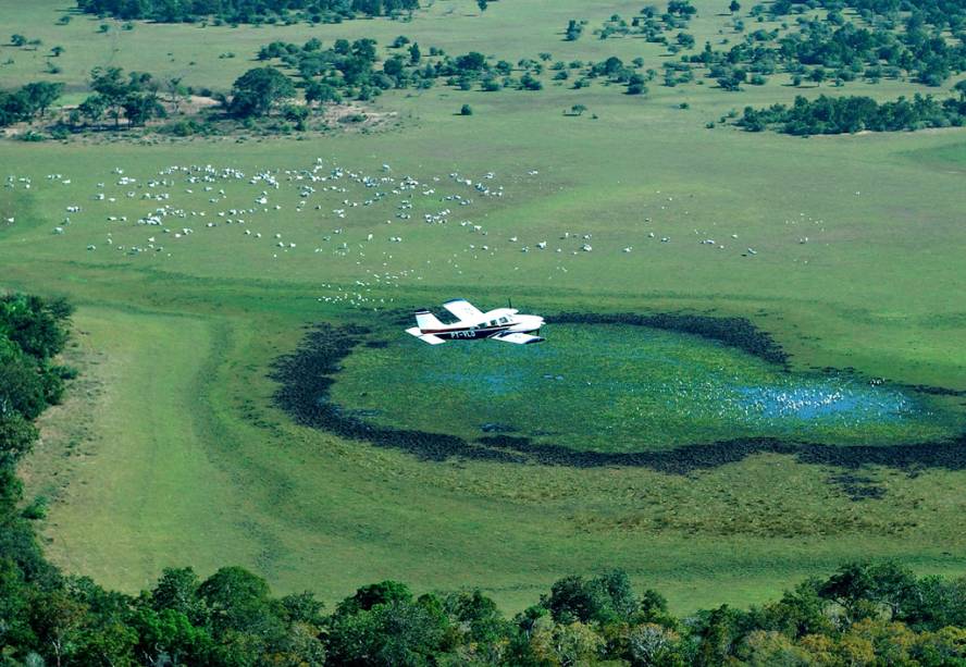 Devido à sua grande extensão, é recomendável que o viajante concentre-se numa só porção pantaneira - Sul ou Norte - e no tipo de hospedagem mais adequada a seus propósitos Devido à sua grande extensão, é recomendável que o viajante concentre-se numa só porção pantaneira - Sul ou Norte - e no tipo de hospedagem mais adequada a seus propósitos