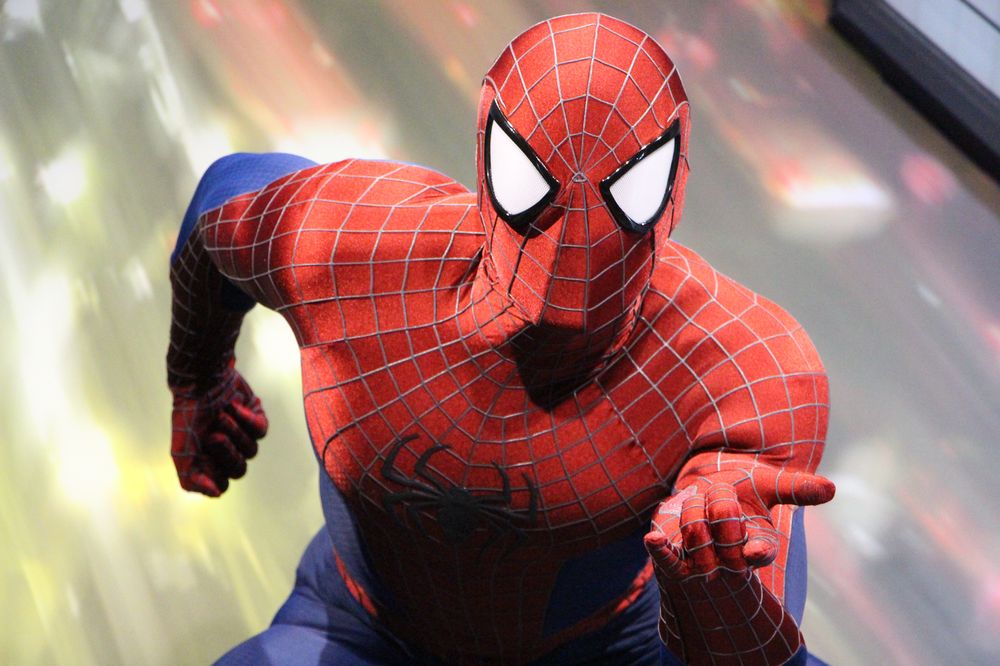 spiderman disneyland