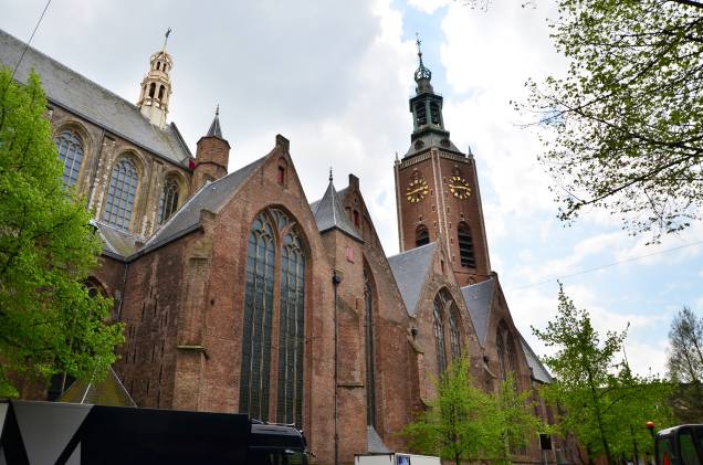A Grote of Sint-Jacobskerk é uma igreja protestante, considerada uma das construções mais antigas de Haia, na Holanda. Membros da Casa de Orange-Nassau foram batizados aqui A Grote of Sint-Jacobskerk é uma igreja protestante, considerada uma das construções mais antigas de Haia, na Holanda. Membros da Casa de Orange-Nassau foram batizados aqui