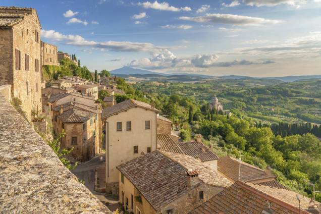 A Toscana vista das alturas de Montepulciano A Toscana vista das alturas de Montepulciano