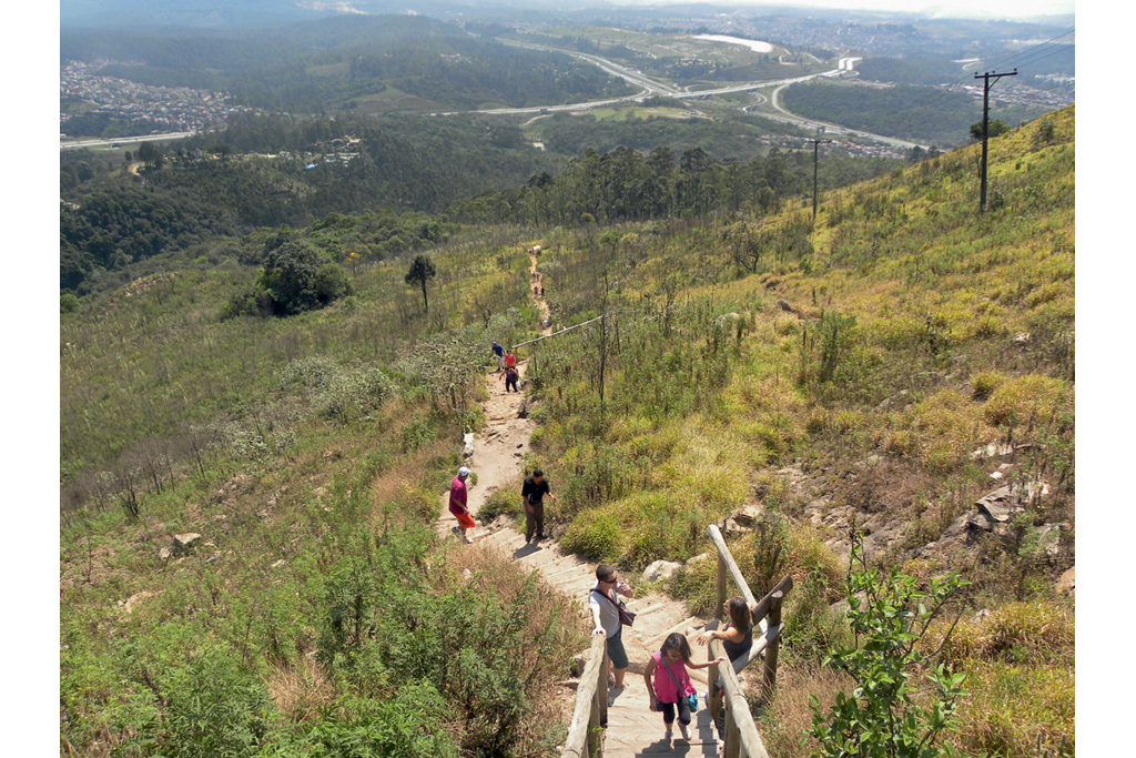 Trilha que leva ao Pico Trilha que leva ao Pico