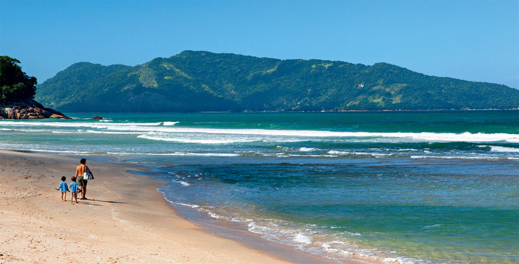 Selvagem e linda Brava da Almada, em Ubatuba, São Paulo