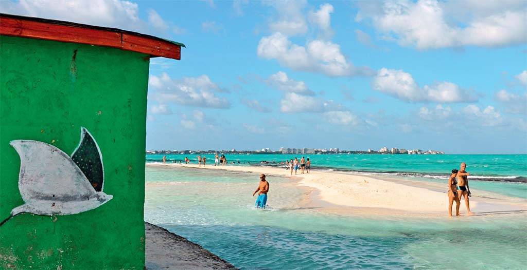San Andr&eacute;s, ilha em formato de cavalo marinho
