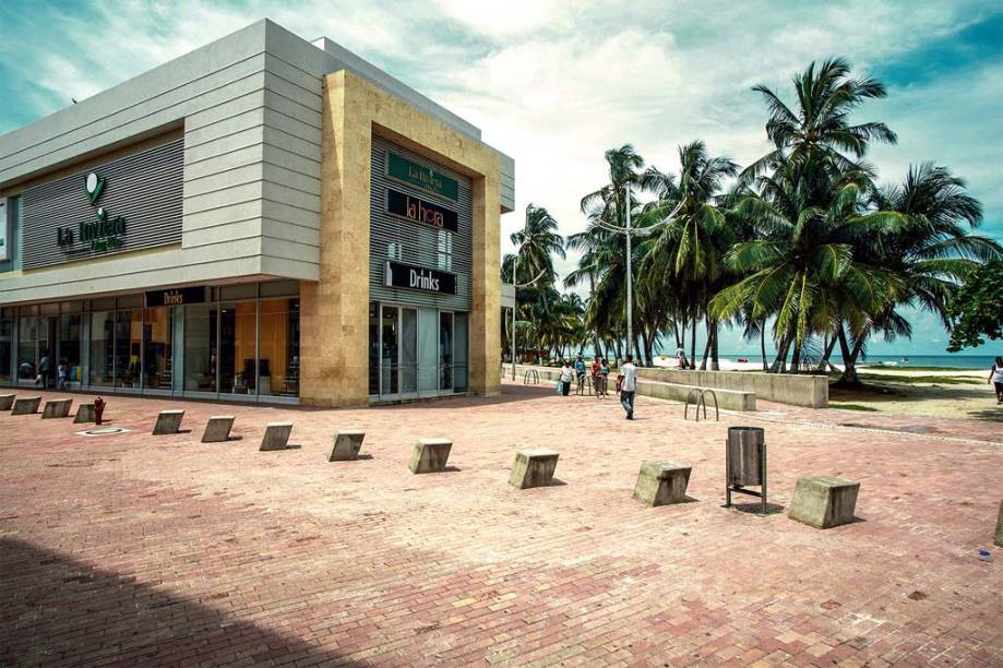 A ilha de San Andrés é livre de impostos e tem duty frees com eletrônicos, bebidas, cosméticos, tênis e roupas