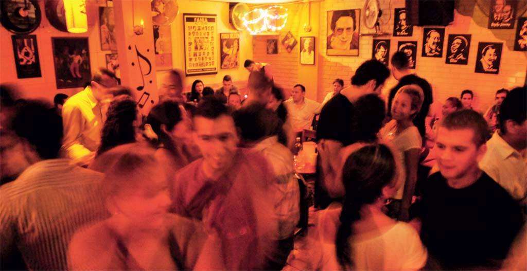 A salsa &eacute; o ritmo que mais incita os colombianos a dan&ccedil;ar