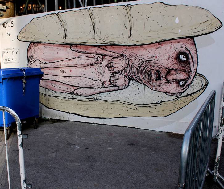 <strong>4. Construtivismo de Nemos</strong>        Vale lembrar que a arte de rua e o graffiti têm uma influência muito forte em uma categoria artística: o construtivismo, que é focada em apresentar como o meio influencia o indivíduo e vice-versa. Isso pode ser visto na obra de Nemos, que transmite uma mensagem social por intermédio de ações poéticas e surreais, como se os seus personagens pertencessem a um conto de fadas