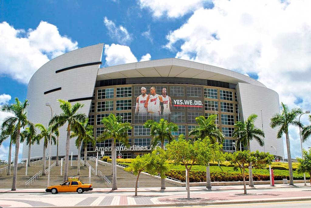 American Airlines Arena, Biscane Bay, Flórida, EUA American Airlines Arena, Biscane Bay, Flórida, EUA