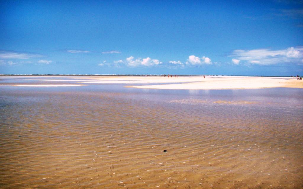 Praia Paripueira, na Costa dos Corais, litoral do Alagoas