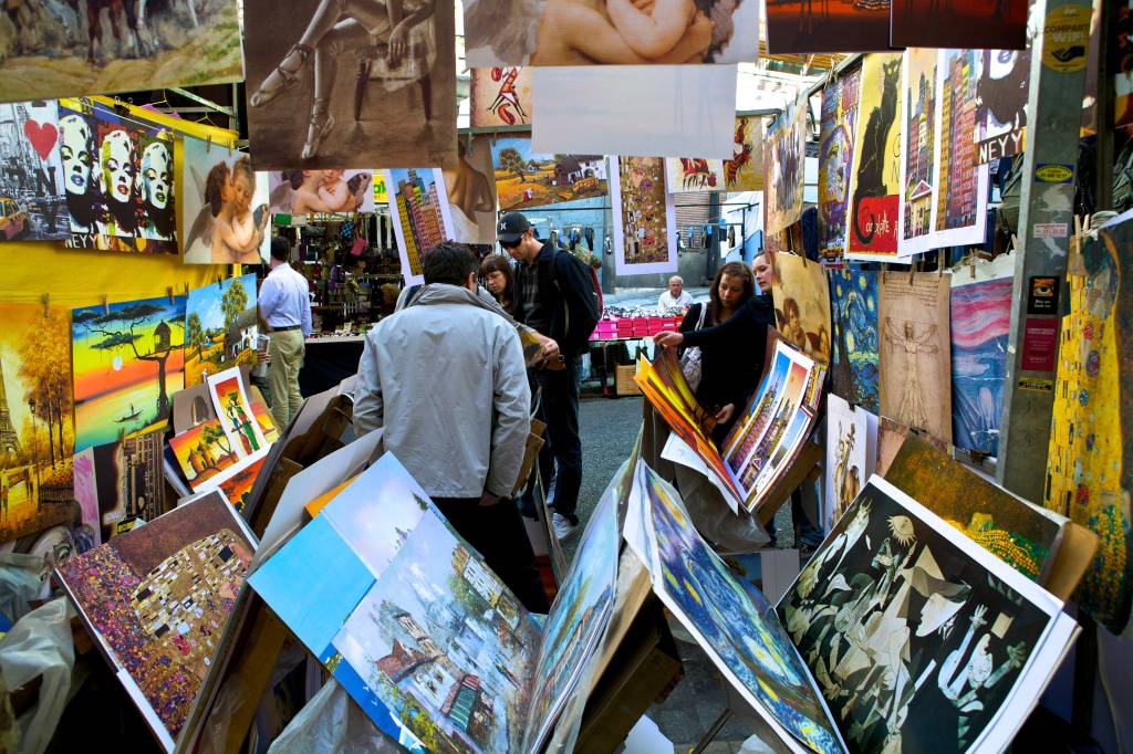 Madrid. El Rastro – Puesto