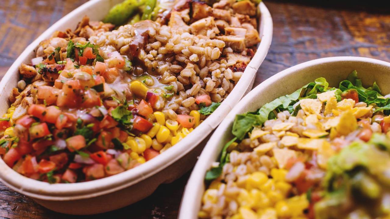 Pratos de comida mexicana do restaurante Dos Toros, em Nova York