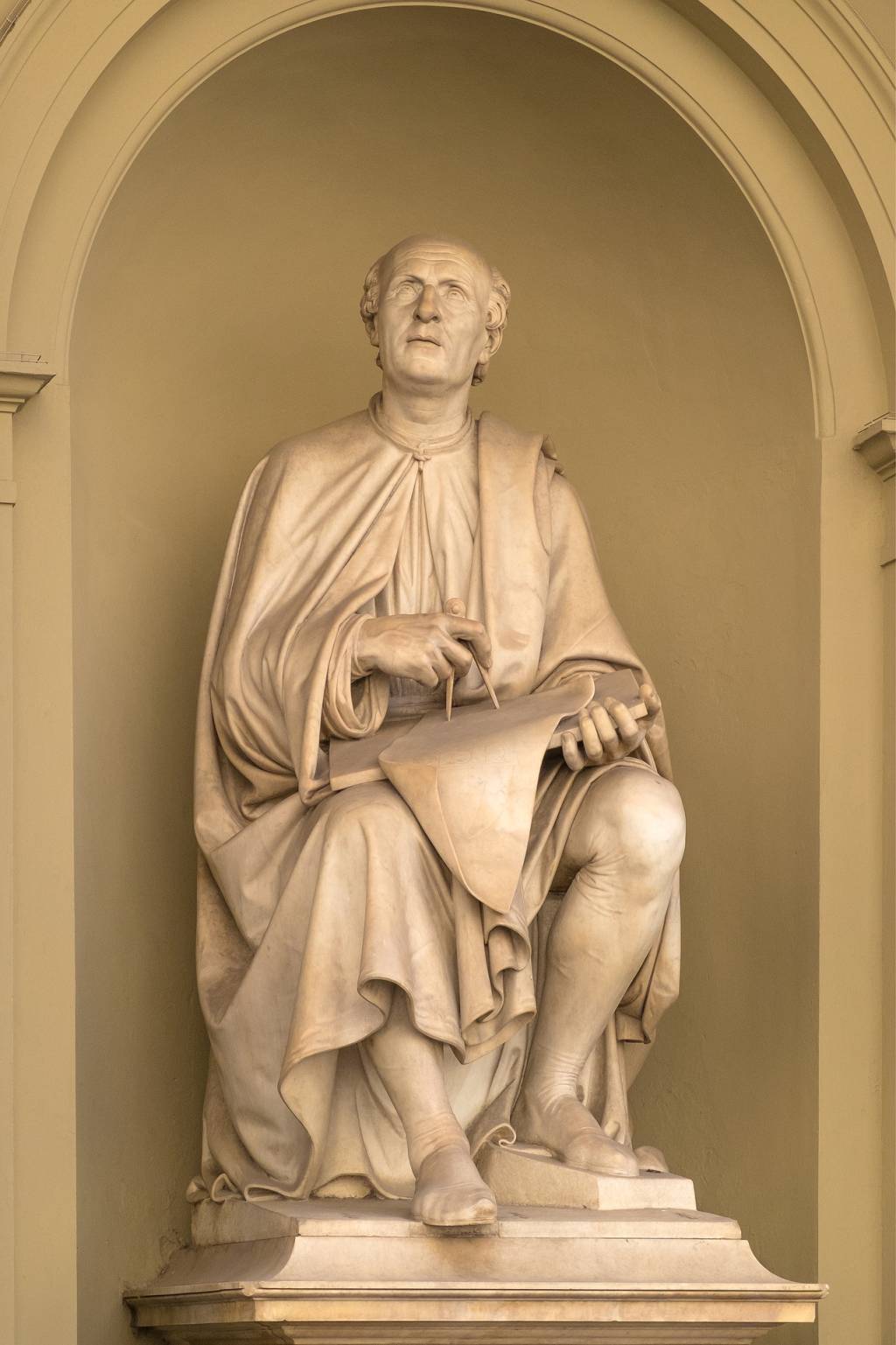 Estátua do Filippo Brunelleschi, Piazza del Duomo, Florença, Toscana, Itália