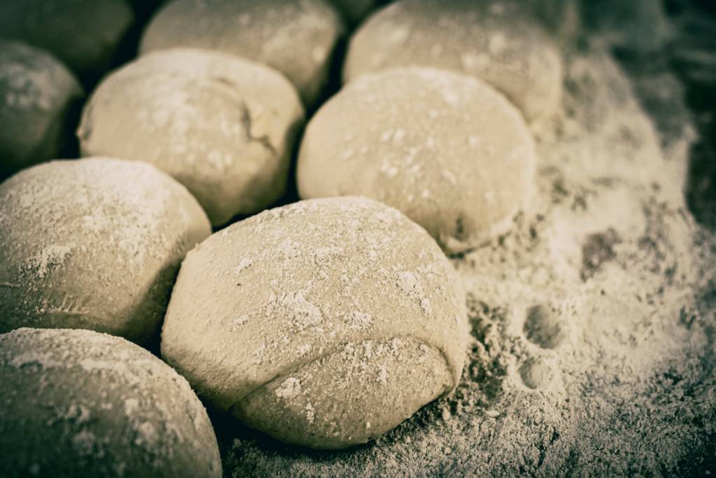 Mario Rolando, Padaria da Esquina, Lisboa 2 Os pãezinhos à espera da fermentação natural: tudo tem o seu tempo