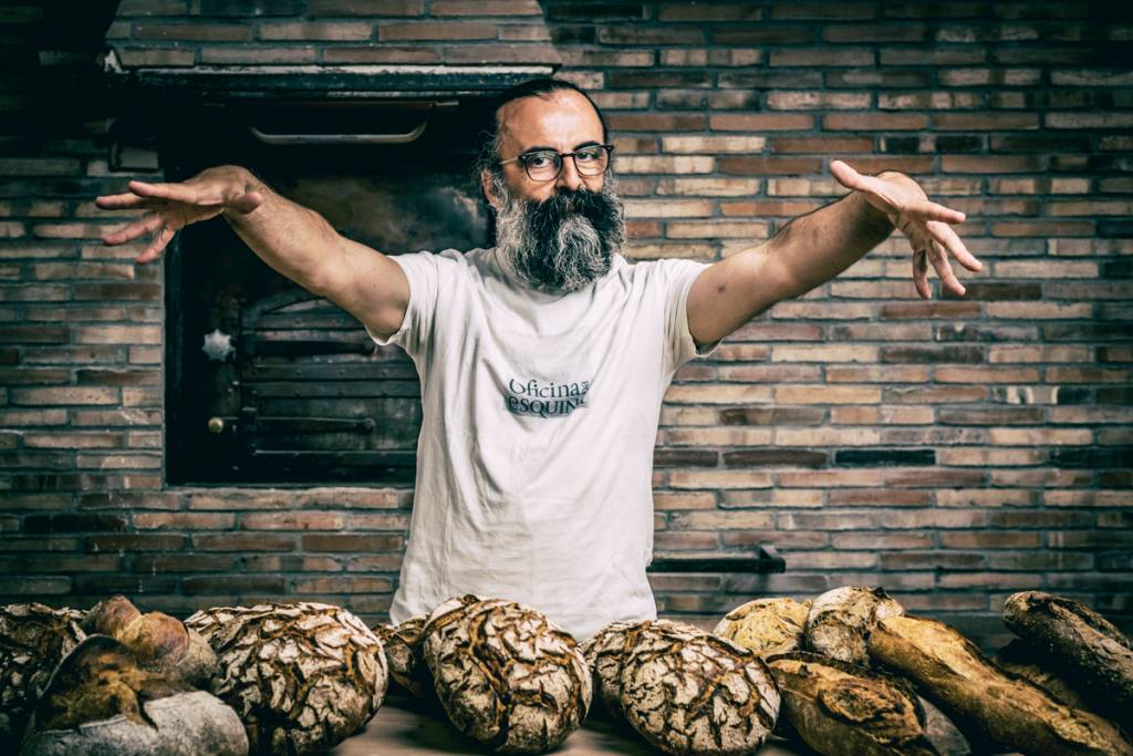 Mario Rolando, Padaria da Esquina, Lisboa 1 Mario e as suas obras-primas recém-saídas do forno: o rei do pão