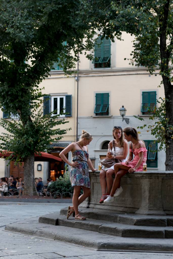 Happy hour na Piazza Santo Spirito: 