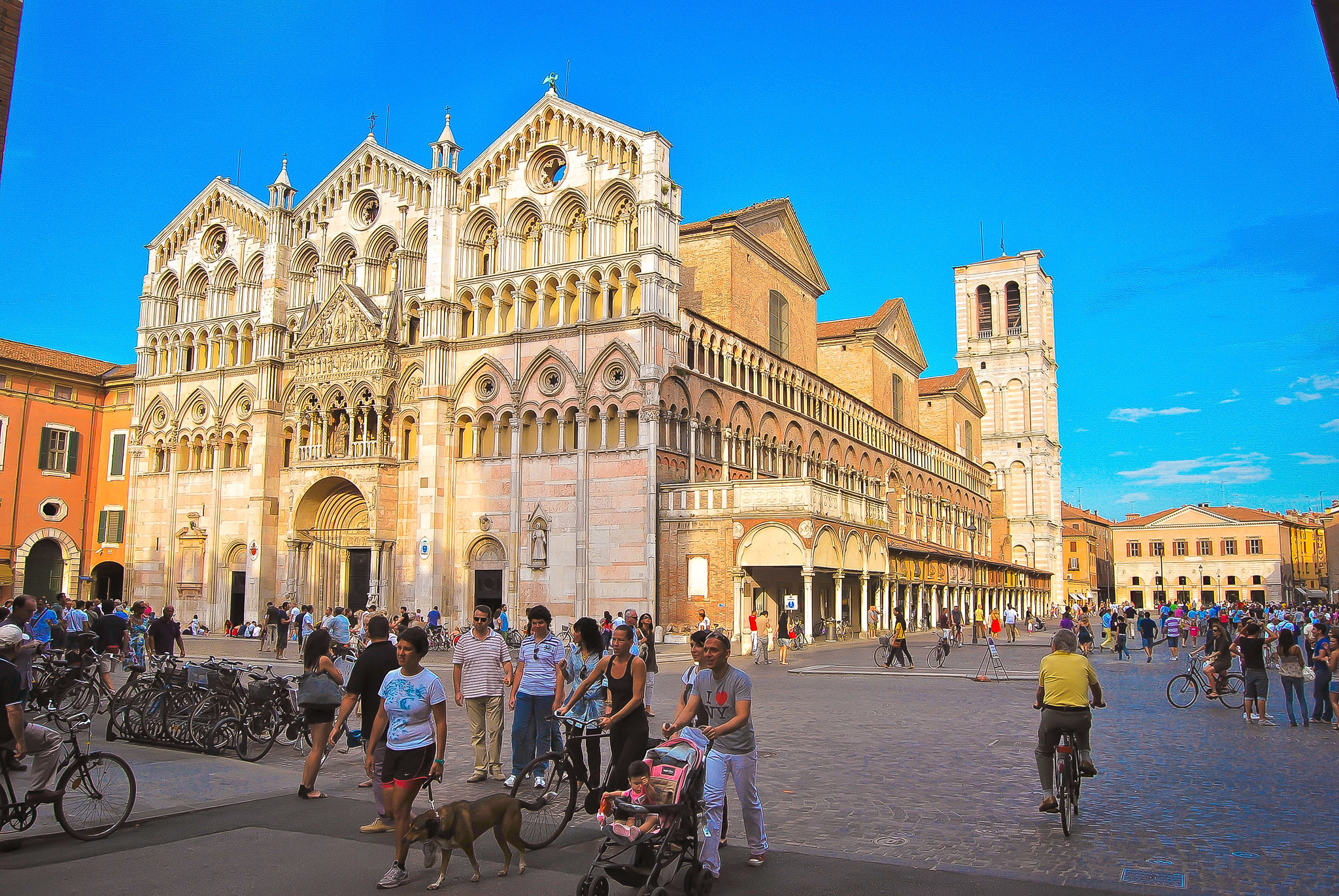 Duomo di Ferrara, Ferrara, Em&iacute;lia-Romagna, It&aacute;lia