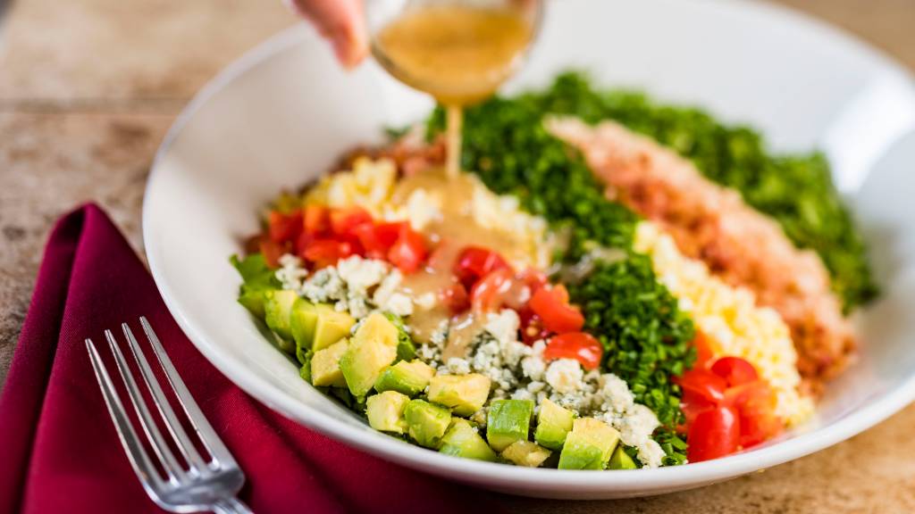 Salada Cobb do Hollywood Brown Derby, Epcot Salada Cobb do Hollywood Brown Derby, Epcot