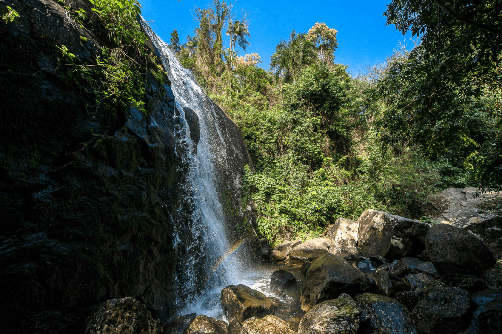 ILHABELA_CACHOEIRA-TRES-TOMBOS